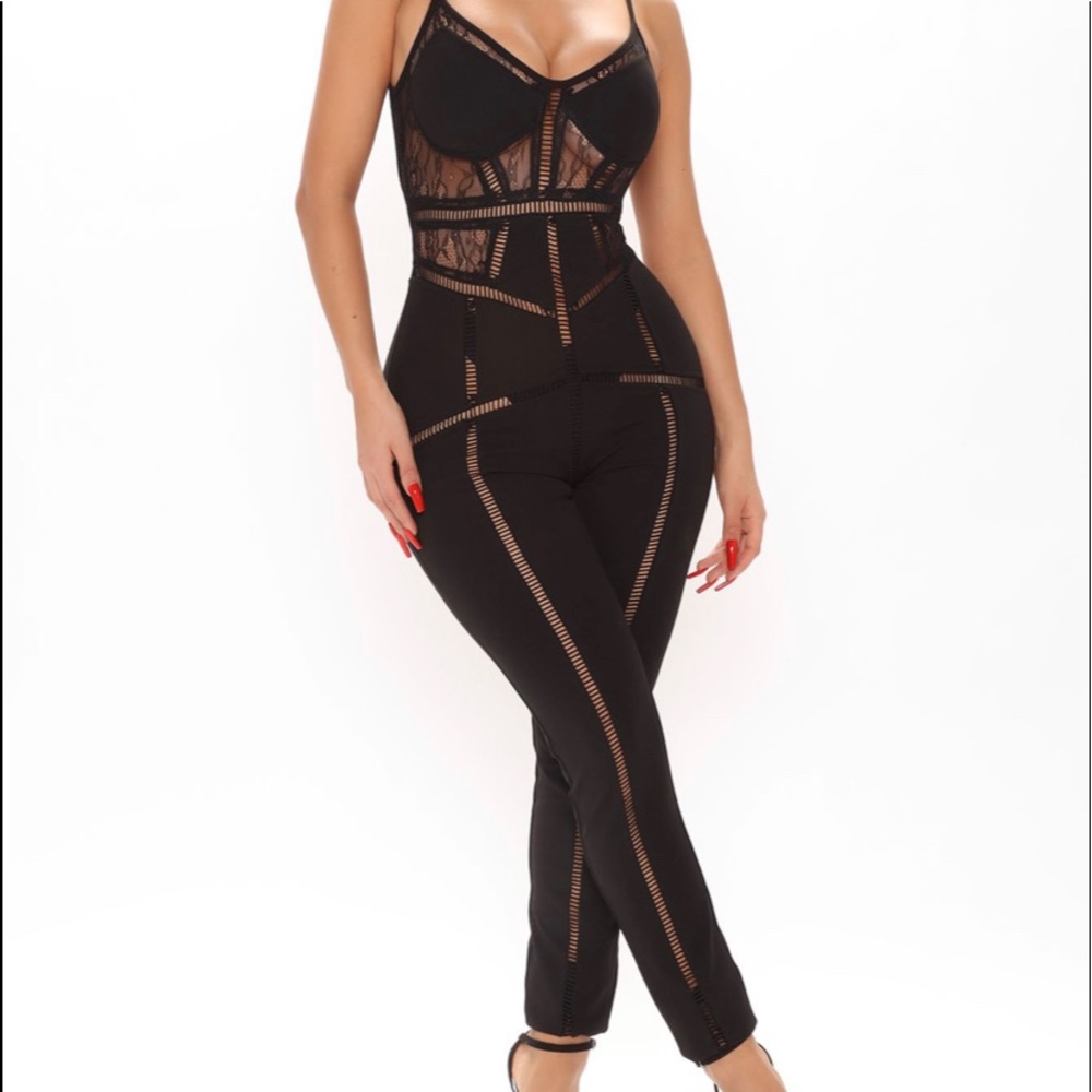Fashion nova jumpsuit